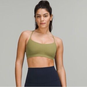 lululemon flow y nulu bra *light support a-c cups